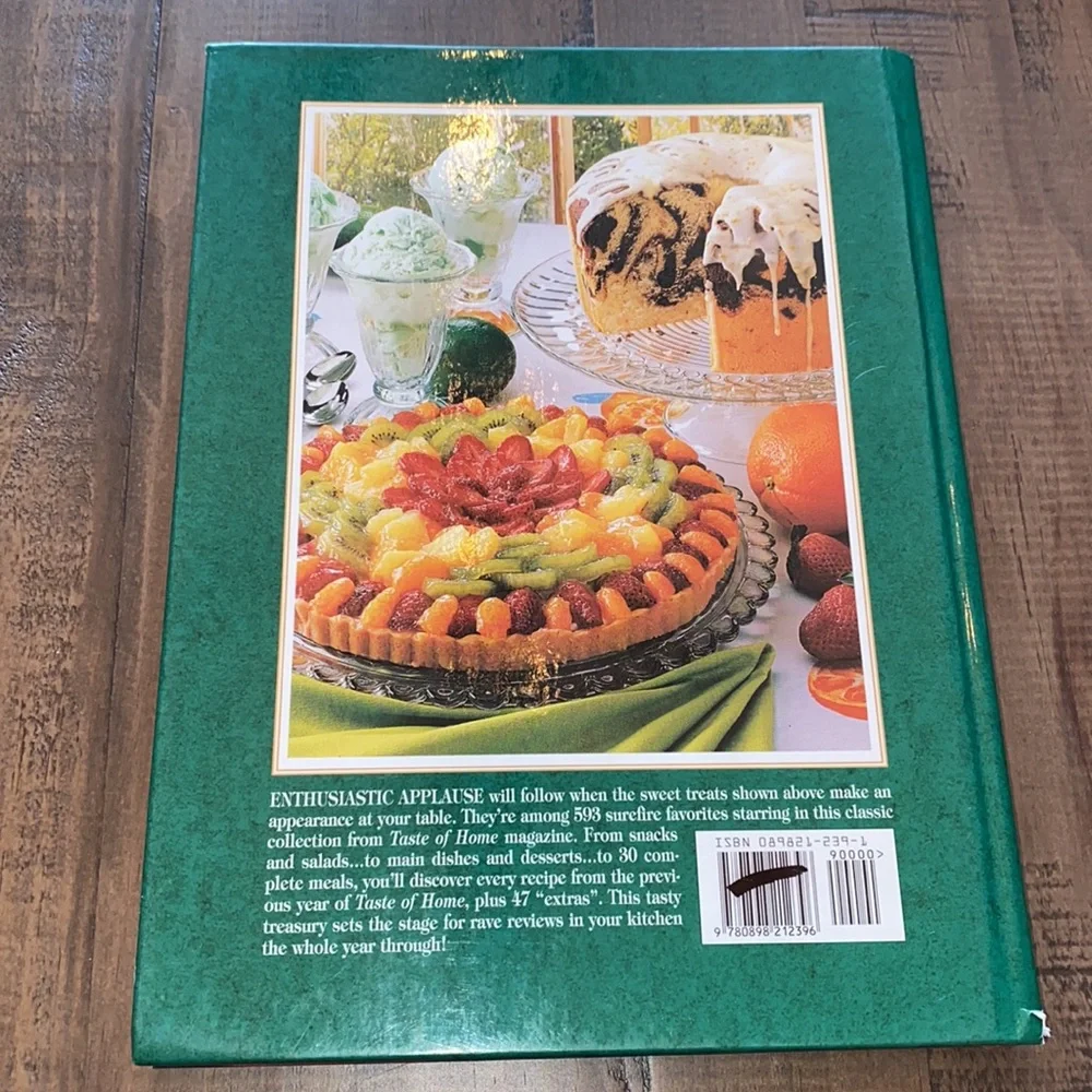 Taste of home 1999 annual recipe cookbook. New